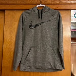 NIKE Dri-Fit hoodie!✨